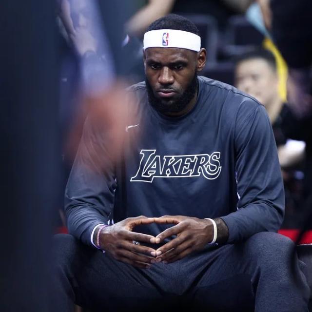 星空体育登录入口-詹姆斯主动道歉扛起责任 他保证球队会打得更好！